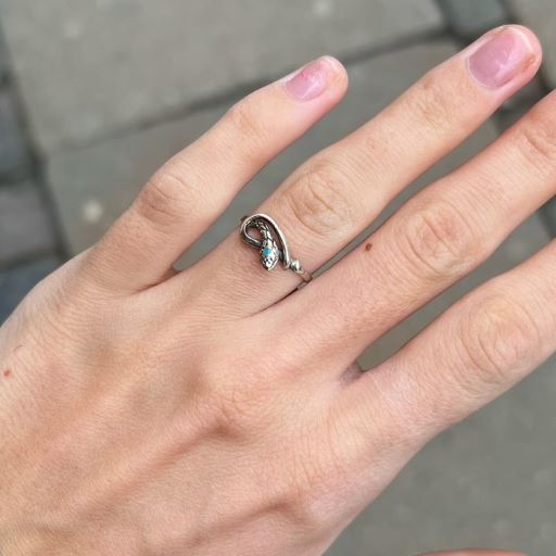 Find Fingerring, slange med turkis, sterlingsølv hos Beadhouse of Copenhagen i dag, med en altid hurtig levering!