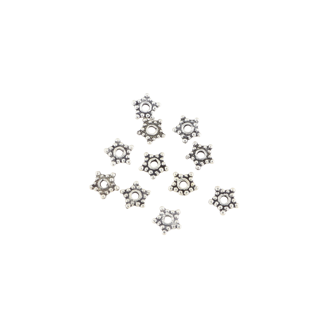 Find Metalperler, filigran stjerne, forsølvet messing, 7 mm, 10-500 stk hos Beadhouse of Copenhagen i dag, med en altid hurtig levering!