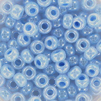 Find Blå glasperler, miyuki rocailles seed beads, ceylon sky blue 6/0 hos Beadhouse of Copenhagen i dag, med en altid hurtig levering!