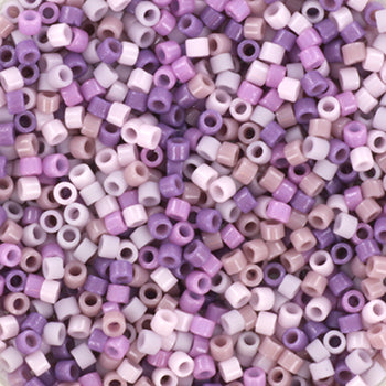 Find Blandede glasperler, miyuki delica beads, purple pastel hos Beadhouse of Copenhagen i dag, med en altid hurtig levering!