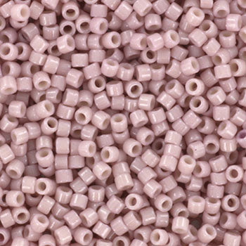 Find Lyserøde glasperler, miyuki delica beads, opaque soft baby pink hos Beadhouse of Copenhagen i dag, med en altid hurtig levering!