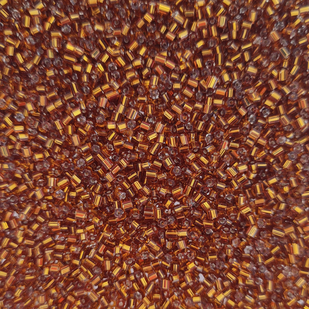 Find Brune glasperler, preciosa cut bugles, shiny brown, 1,6 mm hos Beadhouse of Copenhagen i dag, med en altid hurtig levering!
