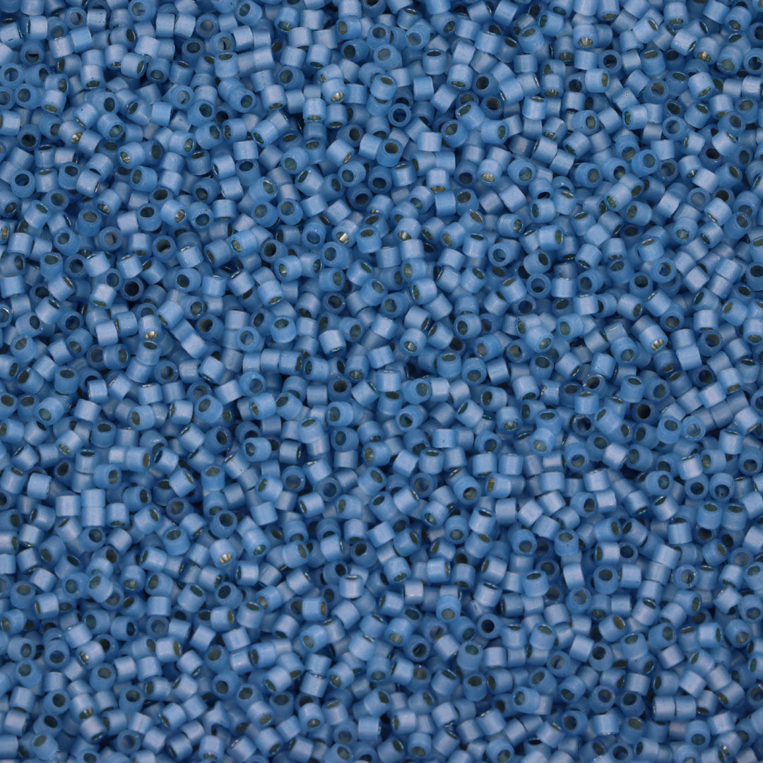 Find Blå glasperler, miyuki delica beads, duracoat silverlined bayberry hos Beadhouse of Copenhagen i dag, med en altid hurtig levering!