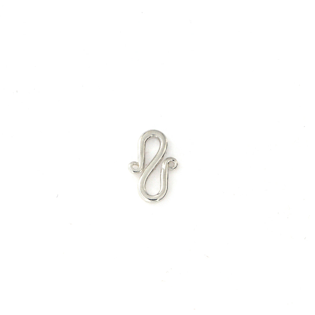 Find S lås i sterlingsølv. 15 x 1.5 mm hos Beadhouse of Copenhagen i dag, med en altid hurtig levering!