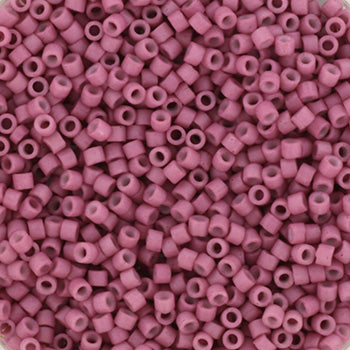 Find Lyserøde glasperler, miyuki delica beads, opaque dyed antique rose hos Beadhouse of Copenhagen i dag, med en altid hurtig levering!