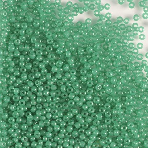 Find Grønne glasperler, preciosa, alabaster green, storkøb hos Beadhouse of Copenhagen i dag, med en altid hurtig levering!