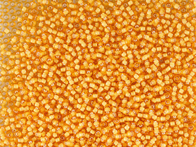 Finden Sie in unserer großen Auswahl orangefarbene Glasperlen, Preciosa-Perlen und weiß umrandete helle Topas-Perlen zum Großeinkauf Preciosa Seed Beads bei Beadhouse von Kopenhagen heute. Denken Sie daran, dass der Versand ab 400 DKK kostenlos ist