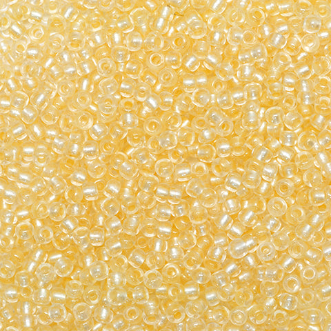 Finden Sie gelbe Glasperlen, Preciosa, farbgefütterte gelbe Perlenkristall-Sphinx, Großeinkäufe in unserer großen Auswahl Preciosa Seed Beads bei Beadhouse von Kopenhagen heute. Denken Sie daran, dass der Versand ab 400 DKK kostenlos ist