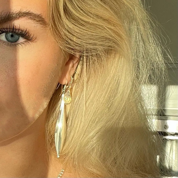 Øreringe, ørekrog lang tynd dråbe, sterlingsølv, 60 mm Beadhouse of Copenhagen