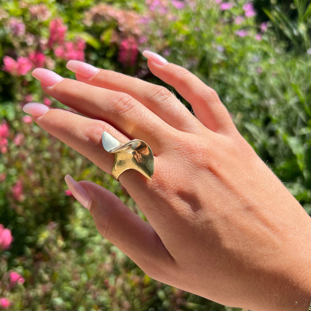 Find Fingerring, twisted, forgyldt sterlingsølv hos Beadhouse of Copenhagen i dag, med en altid hurtig levering!
