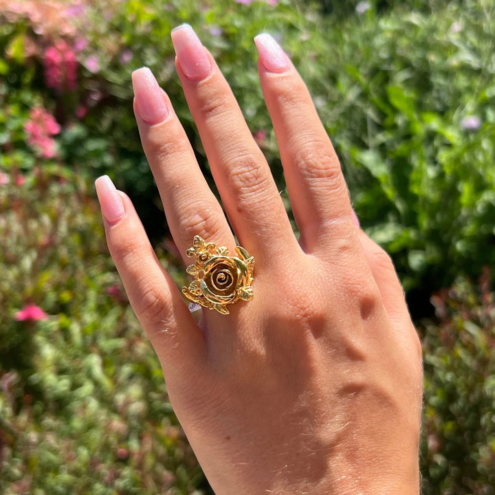 Fingerring med blade i forgyldt sterlingsølv og sterlingsølv Beadhouse of Copenhagen