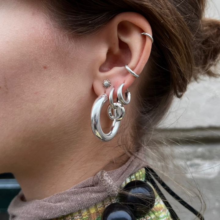 Øskner, runde lukkede, messing forsølvet, 13 x 3,5mm, 4stk Beadhouse of Copenhagen