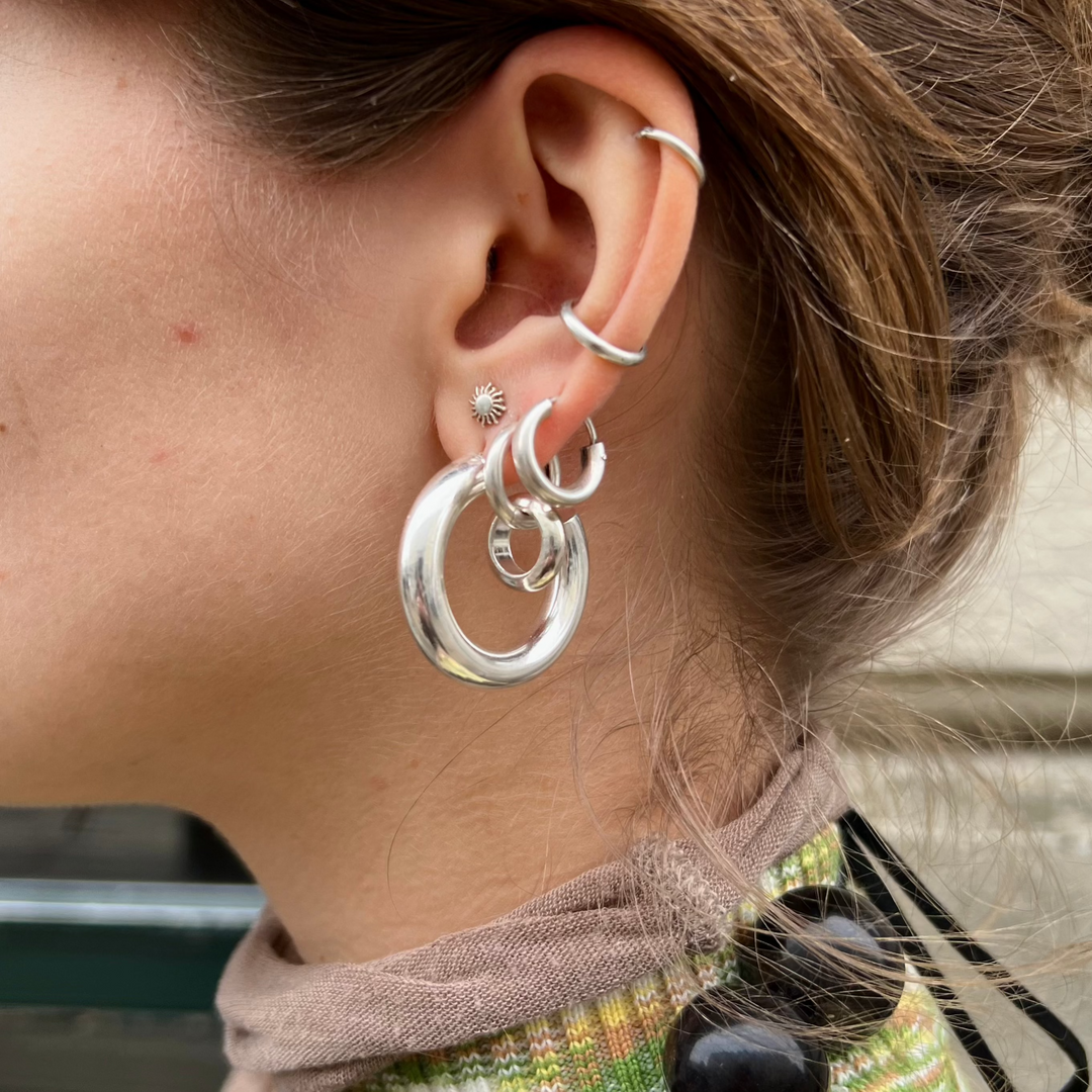 Øskner, runde lukkede, messing forsølvet, 13 x 3,5mm, 4stk Beadhouse of Copenhagen