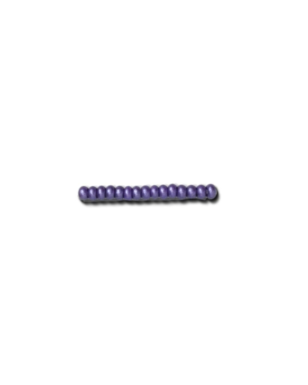 Finden Sie violette Glasperlen, Preciosa, Permalux Dunkelviolett, Großeinkauf in unserer großen Auswahl Preciosa Seed Beads bei Beadhouse von Kopenhagen heute. Denken Sie daran, dass der Versand ab 400 DKK kostenlos ist