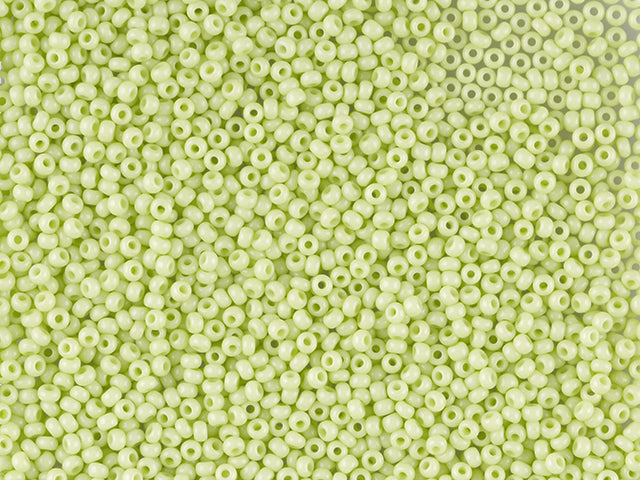 Finden Sie grüne Glasperlen, Preciosa, hellgrün gefärbtes Kreideweiß, Großeinkauf in unserer großen Auswahl Preciosa Seed Beads bei Beadhouse von Kopenhagen heute. Denken Sie daran, dass der Versand ab 400 DKK kostenlos ist