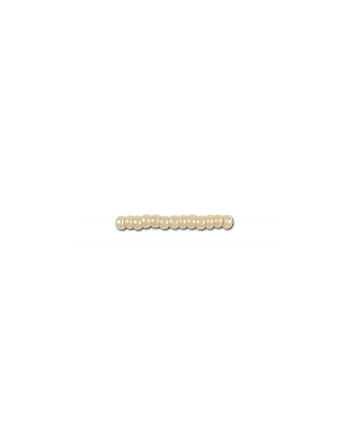 Finden Sie weiße Glasperlen, Preciosa, glänzende Muschel, Großeinkauf in unserer großen Auswahl Preciosa Seed Beads bei Beadhouse von Kopenhagen heute. Denken Sie daran, dass der Versand ab 400 DKK kostenlos ist