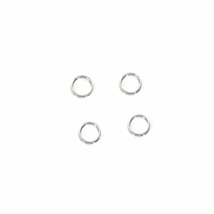 Finden Sie Øsken aus versilbertem Messing, Spaltring 5 mm. unter unserer großen Auswahl an Schmuckteilen unter Beadhouse von Kopenhagen heute. Denken Sie daran, dass der Versand ab 400 DKK kostenlos ist