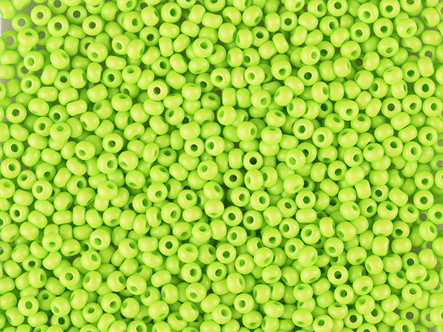 Finden Sie grüne Glasperlen, Preciosa, intensiv hellgrün gefärbtes Kreideweiß in unserer großen Auswahl Preciosa Seed Beads bei Beadhouse von Kopenhagen heute. Denken Sie daran, dass der Versand ab 400 DKK kostenlos ist
