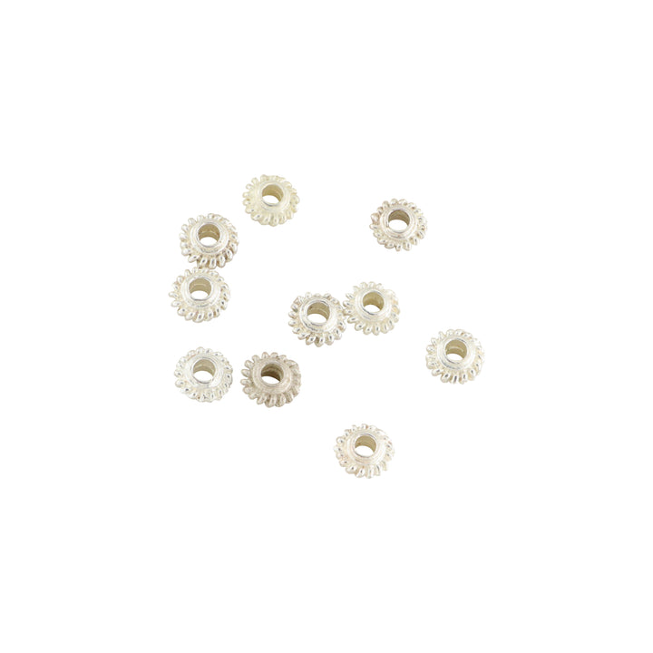 Find Metalperler, filigran rillet hjul, forsølvet messing, 5-7 mm. storkøb hos Beadhouse of Copenhagen i dag, med en altid hurtig levering!