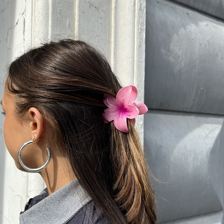 Find Hårklemme, blomst, flere farver hos Beadhouse of Copenhagen i dag, med en altid hurtig levering!