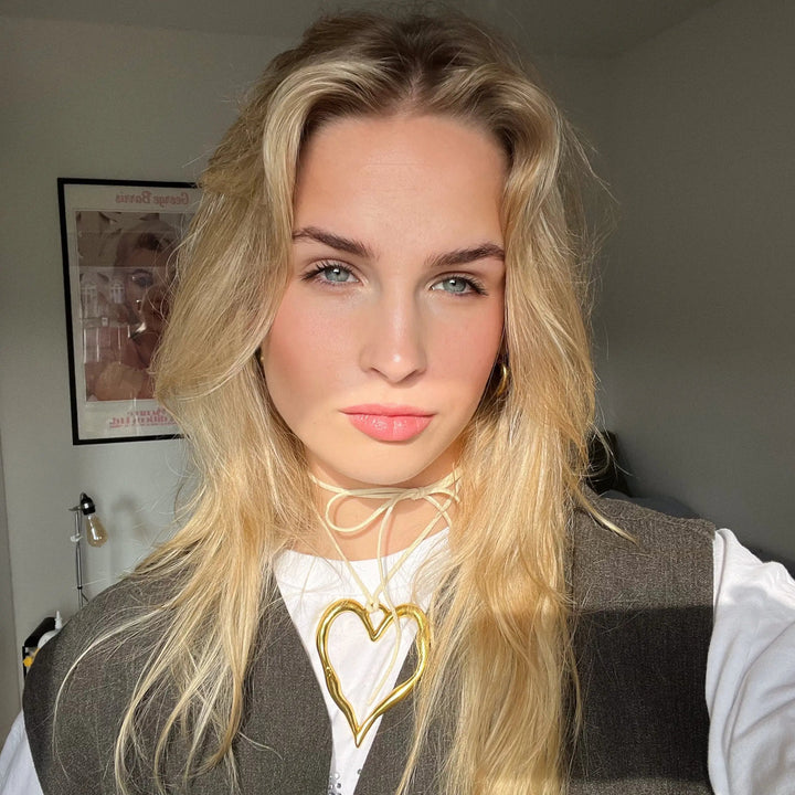 Vedhæng, hjerte kontur, forsølvet og forgyldt messing uden snor Tax