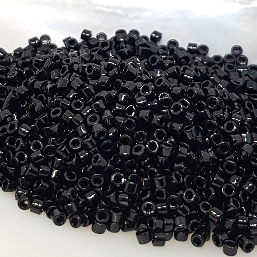 Find Sorte glasperler, miyuki delica beads, opaque black hos Beadhouse of Copenhagen i dag, med en altid hurtig levering!