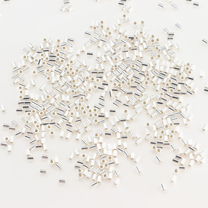 Find Wireklemme perler i sterlingsølv, rør 1,5 x 2 mm storkøb hos Beadhouse of Copenhagen i dag, med en altid hurtig levering!