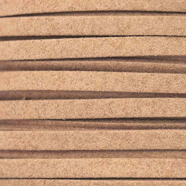 Snor, mørk beige, ruskind 4 mm x 1,5 m Tax