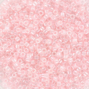 Find Lyserøde glasperler, miyuki delica beads, ceylon baby pink hos Beadhouse of Copenhagen i dag, med en altid hurtig levering!