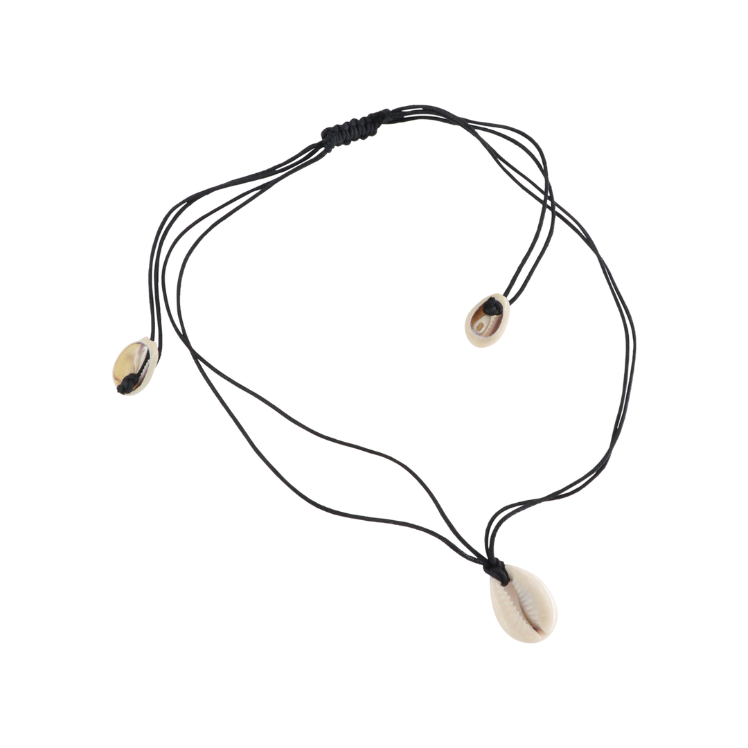 Find Halskæde, kauri musling vedhæng, justerbar 40-60cm hos Beadhouse of Copenhagen i dag, med en altid hurtig levering!