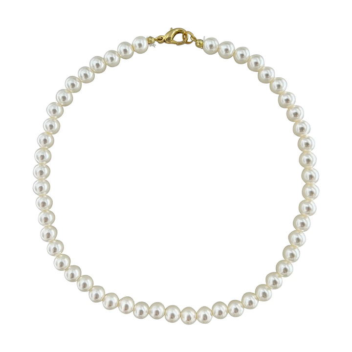 Halskæde, hvide plastikperler 