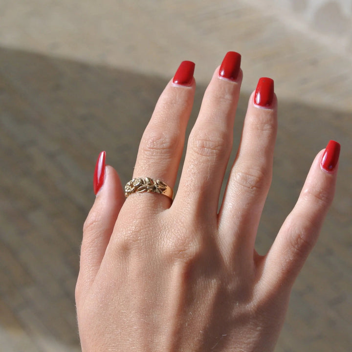 Fingerring blomsterrelief i forgyldt og sterlingsølv Beadhouse of Copenhagen