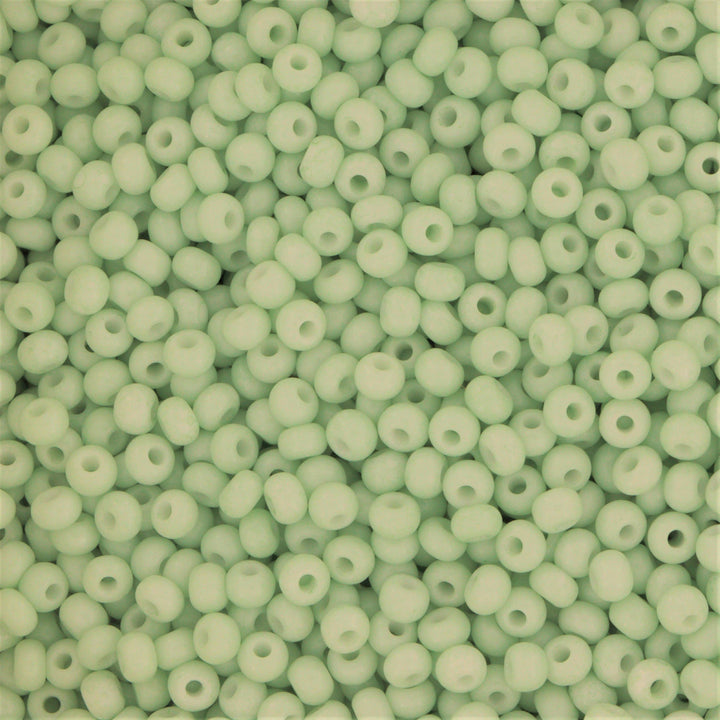 Find Grønne glasperler, preciosa, green dyed chalkwhite, storkøb hos Beadhouse of Copenhagen i dag, med en altid hurtig levering!