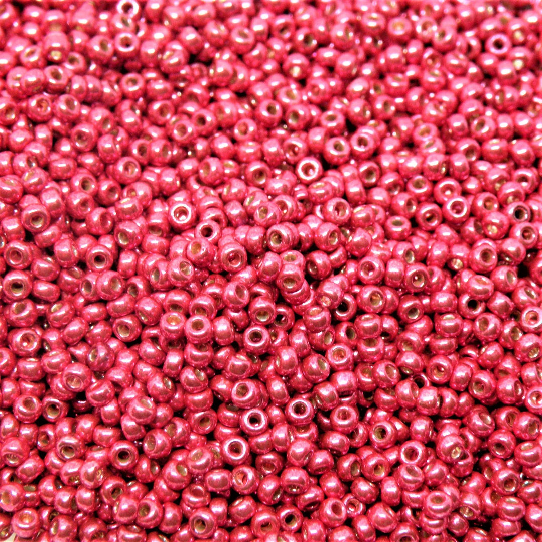 Lyserøde glasperler, miyuki rocailles seed beads, duracoat light cranberry Krea