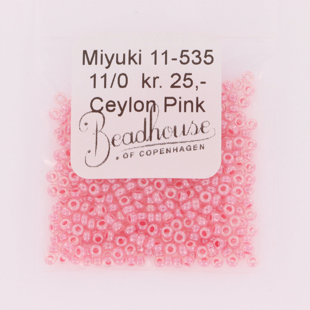 Find Lyserøde glasperler, miyuki rocailles seed beads, ceylon carnation pink hos Beadhouse of Copenhagen i dag, med en altid hurtig levering!
