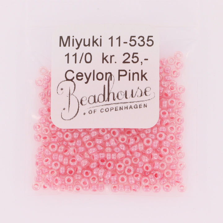 Find Lyserøde glasperler, miyuki rocailles seed beads, ceylon carnation pink hos Beadhouse of Copenhagen i dag, med en altid hurtig levering!
