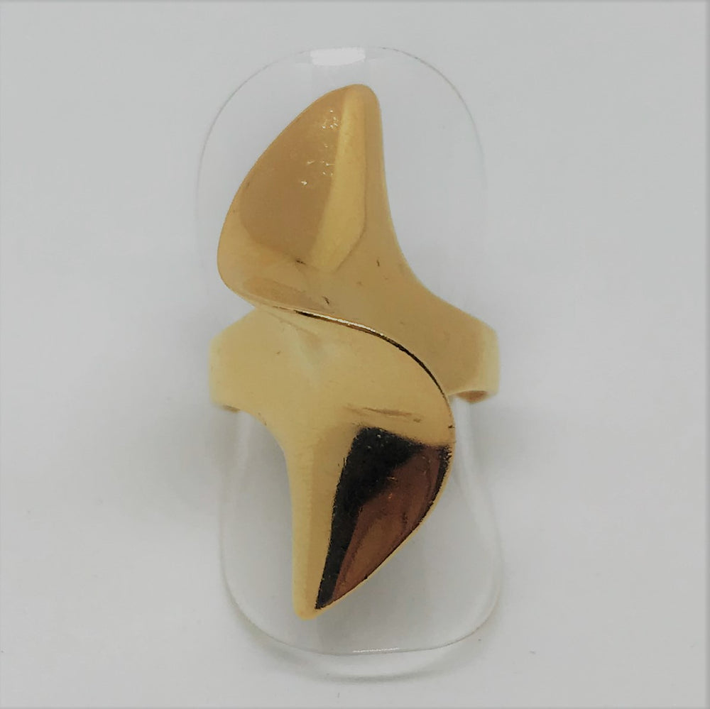 Find Fingerring, twisted, forgyldt sterlingsølv hos Beadhouse of Copenhagen i dag, med en altid hurtig levering!