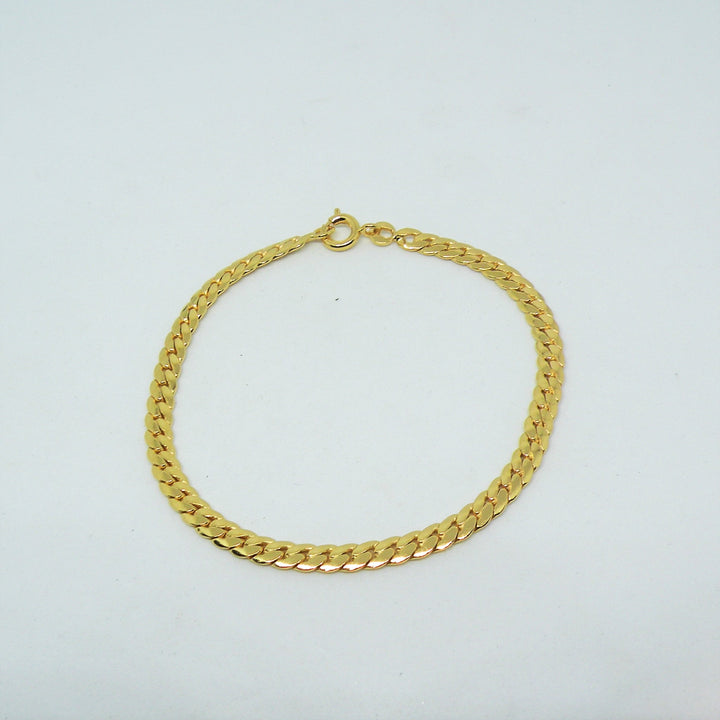 Find Armbånd, sildeben kæde, forgyldt messing, 19 cm/3,8 mm hos Beadhouse of Copenhagen i dag, med en altid hurtig levering!