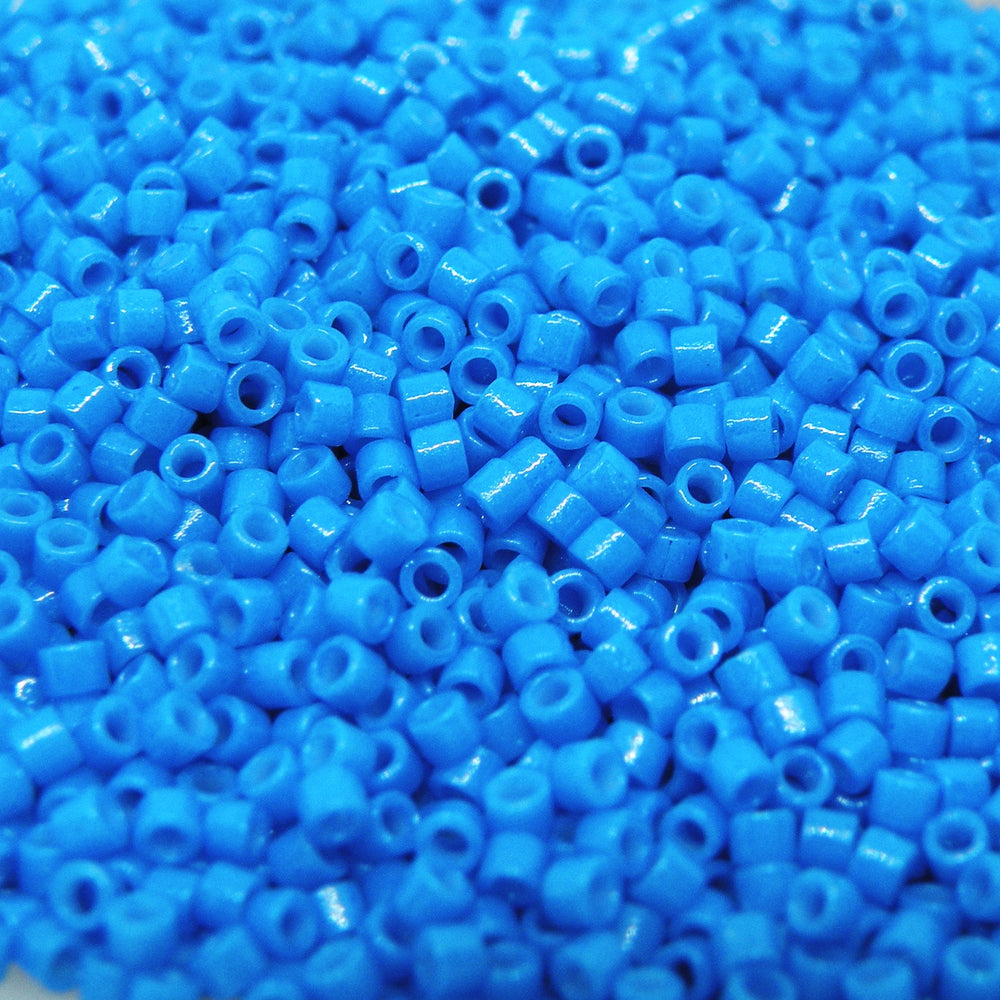 Find Blå glasperler, miyuki delica beads, duracoat opaque dyed delphinium hos Beadhouse of Copenhagen i dag, med en altid hurtig levering!