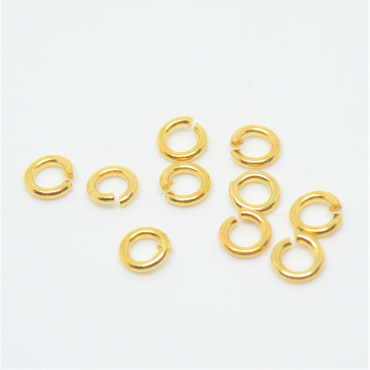 Find Øskner, åbne, messing forgyldt, 5x0,8mm hos Beadhouse of Copenhagen i dag, med en altid hurtig levering!