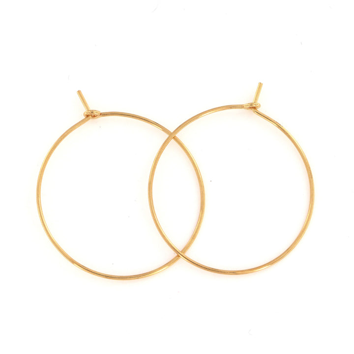 Find Monterings creoler i sterlingsølv forgyldt, 30 mm 0,8 mm hos Beadhouse of Copenhagen i dag, med en altid hurtig levering!