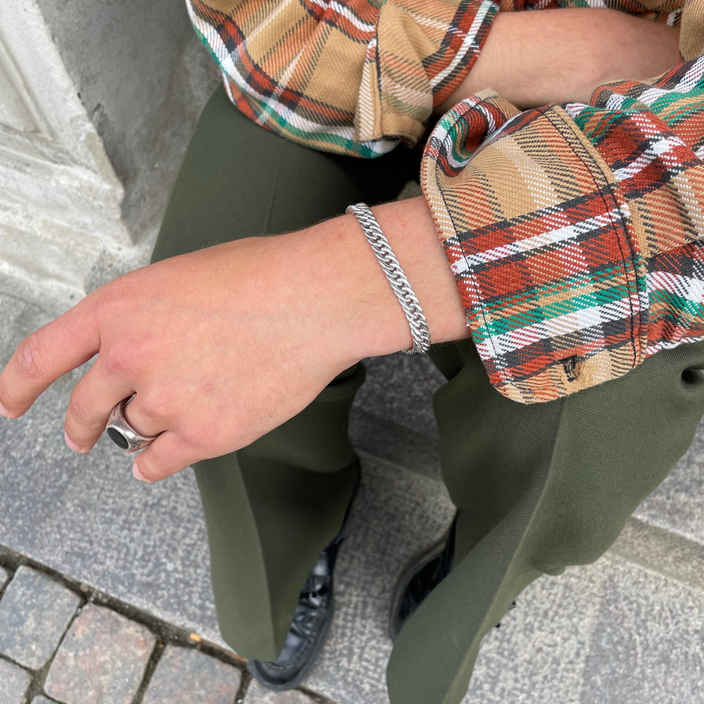 Find Armbånd, ekstra chunky cuban kæde, sterlingsølv, 17-21 cm/ 6,5 mm hos Beadhouse of Copenhagen i dag, med en altid hurtig levering!