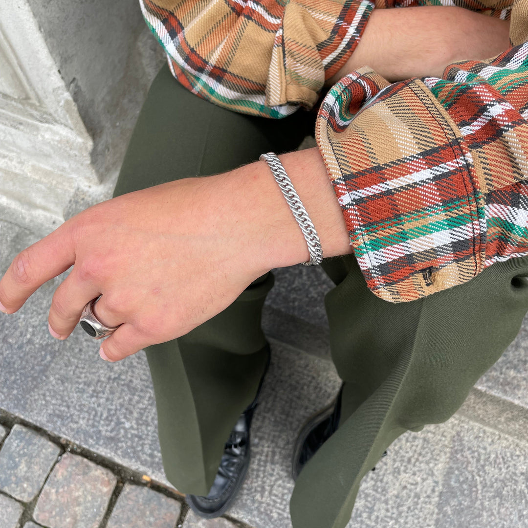 Find Armbånd, ekstra chunky cuban kæde, sterlingsølv, 17-21 cm/ 6,5 mm hos Beadhouse of Copenhagen i dag, med en altid hurtig levering!