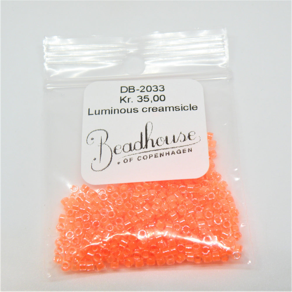 Find Orange glasperler, miyuki delica beads, luminous creamsicle hos Beadhouse of Copenhagen i dag, med en altid hurtig levering!