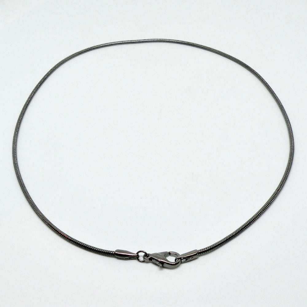 Find Halskæde, oxideret snake, oxideret forsølvet messing, 43 cm/ hos Beadhouse of Copenhagen i dag, med en altid hurtig levering!