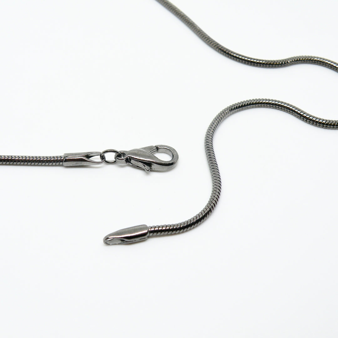 Find Halskæde, oxideret snake, oxideret forsølvet messing, 43 cm/ hos Beadhouse of Copenhagen i dag, med en altid hurtig levering!