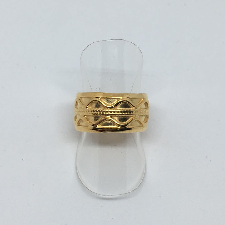Find Fingerring, dobbelt bølge, forgyldt sterlingsølv hos Beadhouse of Copenhagen i dag, med en altid hurtig levering!