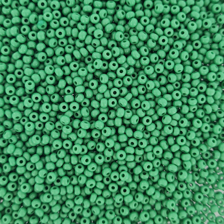 Find Grønne glasperler, preciosa, natural opaque green, storkøb hos Beadhouse of Copenhagen i dag, med en altid hurtig levering!