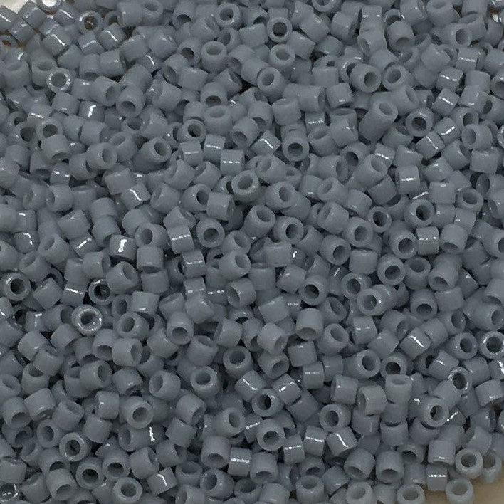 Find Grå glasperler, miyuki delica beads, opaque ghost grey hos Beadhouse of Copenhagen i dag, med en altid hurtig levering!