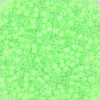Find Grønne glasperler, miyuki delica beads, luminous mint green hos Beadhouse of Copenhagen i dag, med en altid hurtig levering!